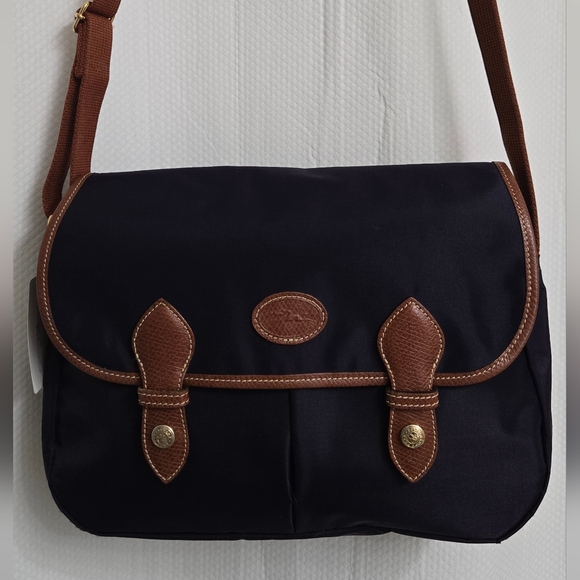 Longchamp Other - EUC Longchamp Vintage Navy Le Pliage Messenger Cross Body Bag